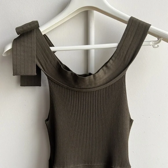 CHANEL Vintage 2008 by Karl Lagerfield ~sheath dress in military green - Picture 3 of 17